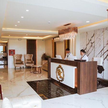 Royale Lalawi Hotel Aizawl Ngoại thất bức ảnh