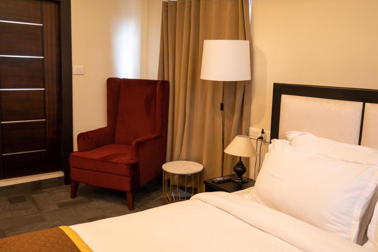 Royale Lalawi Hotel Aizawl Ngoại thất bức ảnh